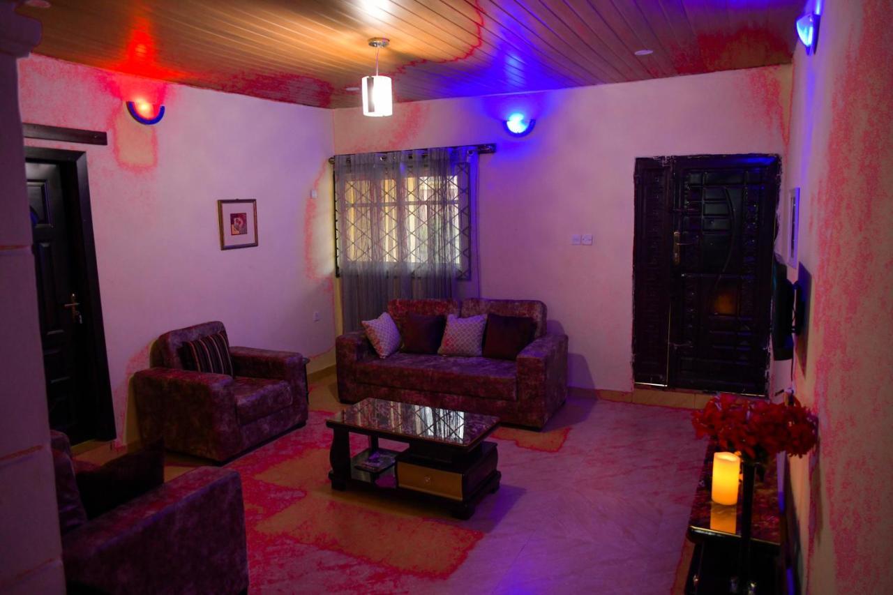 Living Green Apartments Airport Pick Up Benin City Exterior photo